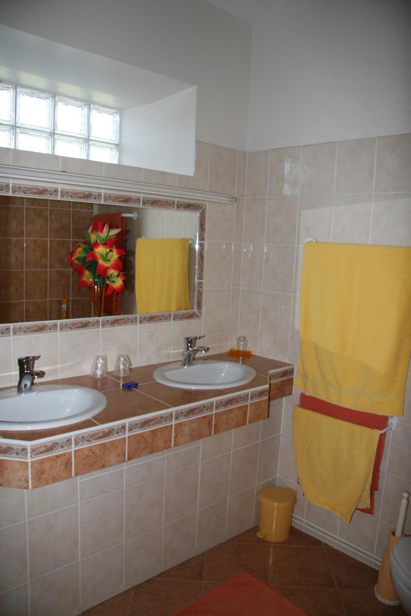 Chambres D'Hotes Lou Jassou Lapanouse-de-Cernon Екстериор снимка