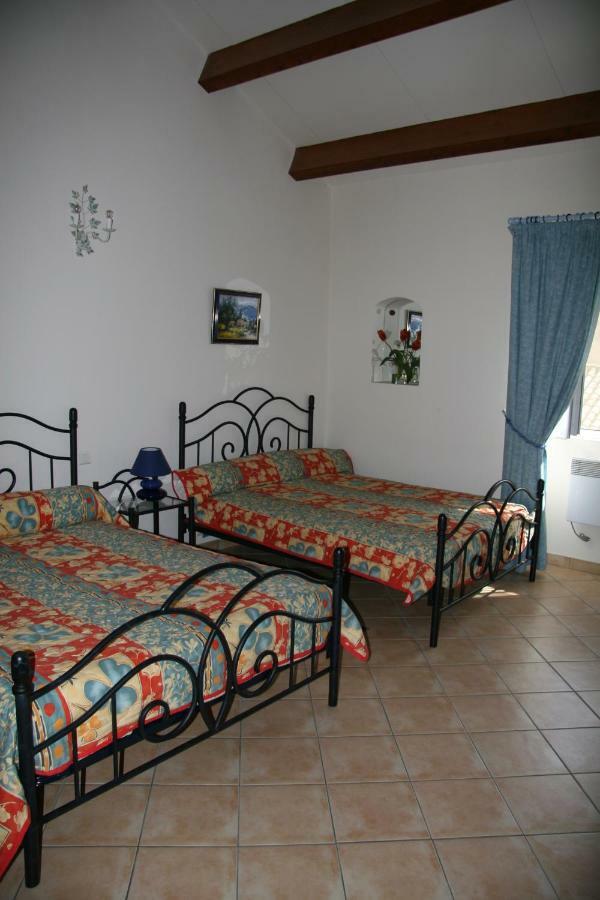 Chambres D'Hotes Lou Jassou Lapanouse-de-Cernon Екстериор снимка
